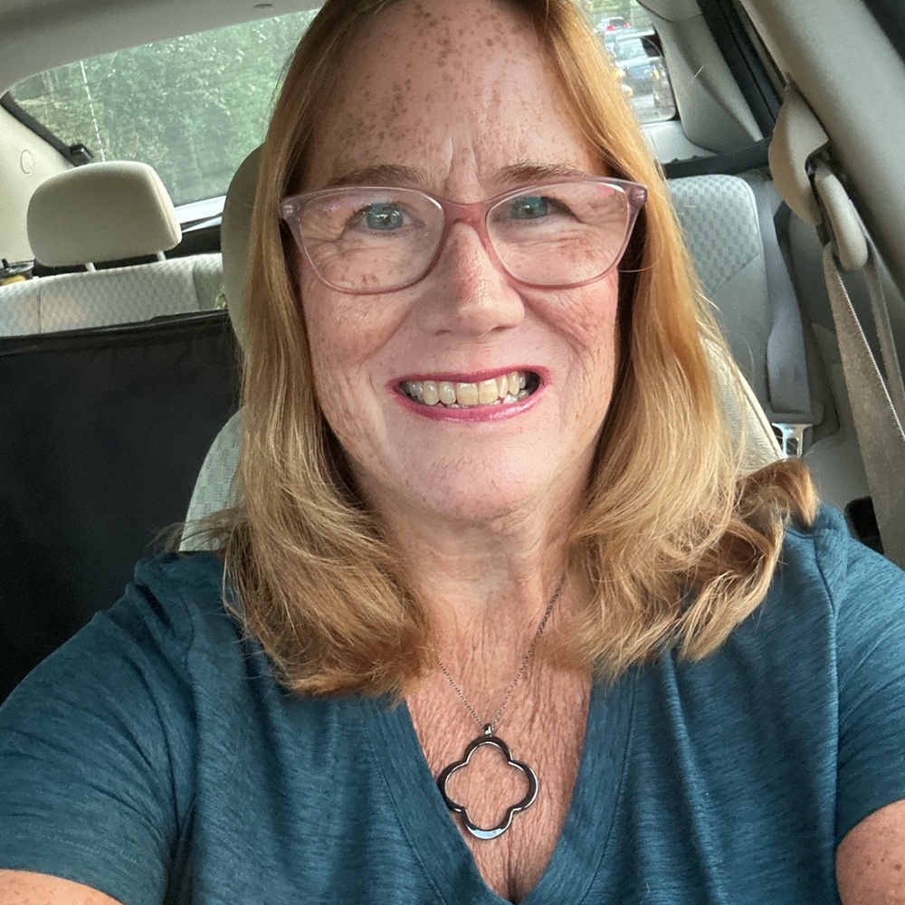 Meet your Posher, Michele